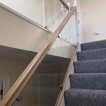 Oak Balustrade with Glass Panels