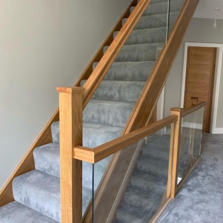 Oak Balustrade with Glass Panels