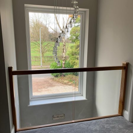 Oak Balustrade with Glass Panels