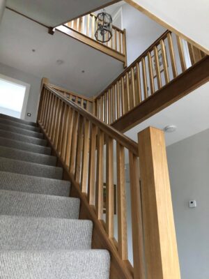 Stair Refurb Kit Oak Handrails Baserail & 32mm Spindles