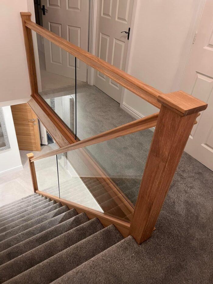 Oak staircase with glass panels