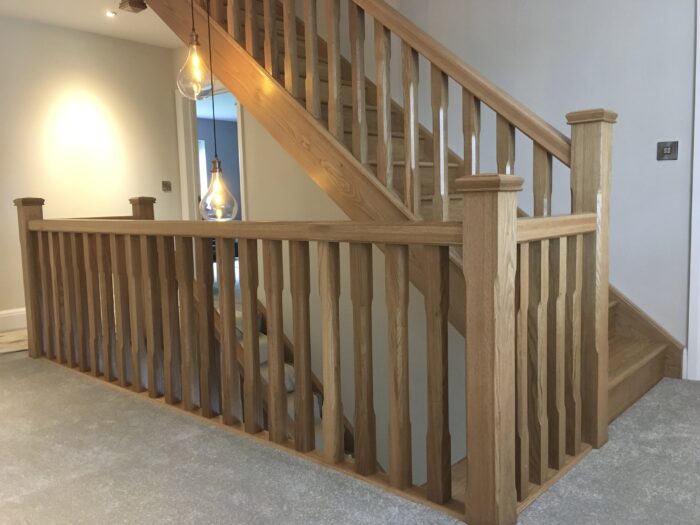 Oak staircase with stop chamfer spindles