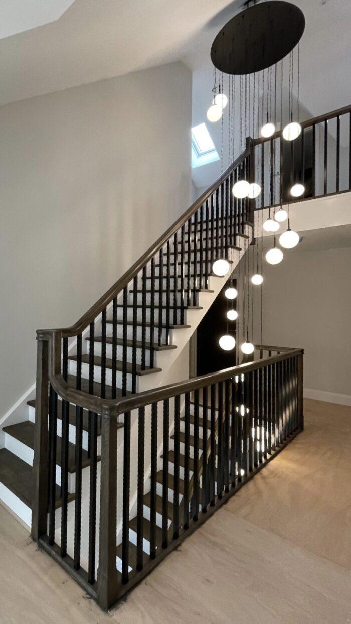 25mm groove handrail and baserail for black chunky metal spindles